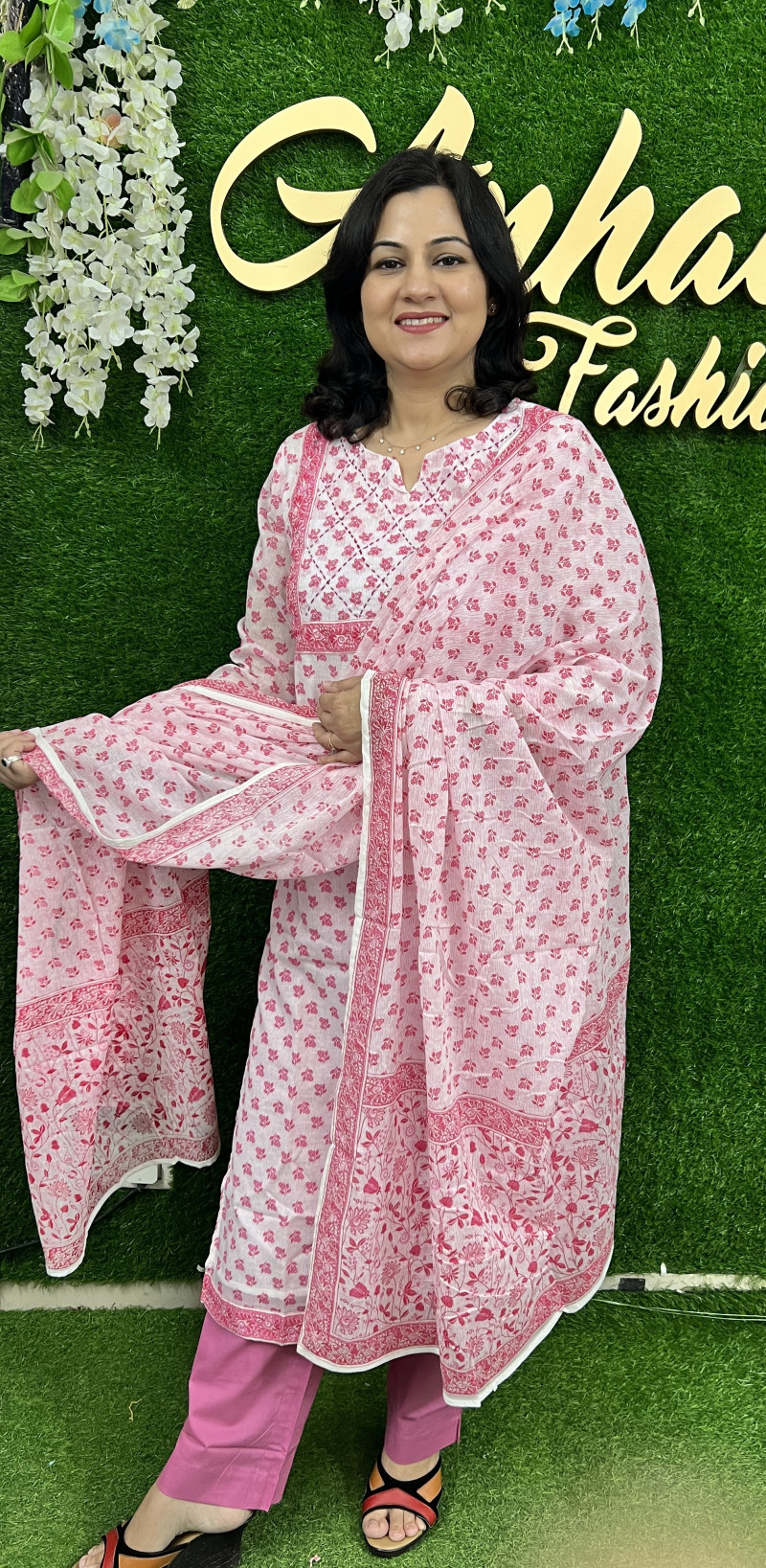 Pure Cotton Regular Style Suit in 3pc Set with Straight Pant and Mal Cotton Dupatta - White Pink