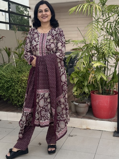 Pure Cotton Regular Style Suit in 3pc Set with Straight Pant and Pure Cotton Dupatta - Wine Grey