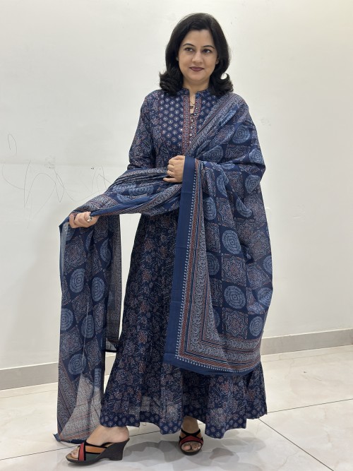 Pure Cotton Kalamkari print Anarkali Style Suit in 2pc Set with Pure Cotton Dupatta - Indigo