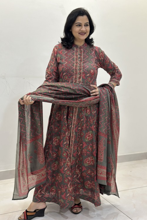 Pure Cotton Kalamkari print Anarkali Style Suit in 2pc Set with Pure Cotton Dupatta - Grey