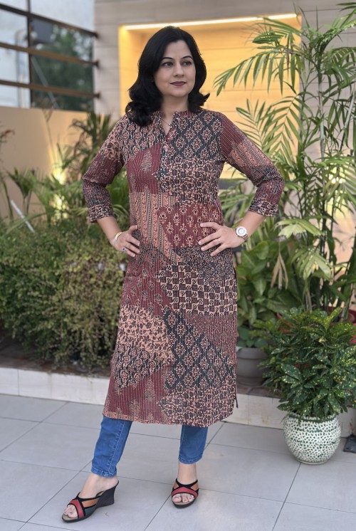 Pure Cotton Kurti in Straight Kantha Fabric Multi Print - Multi