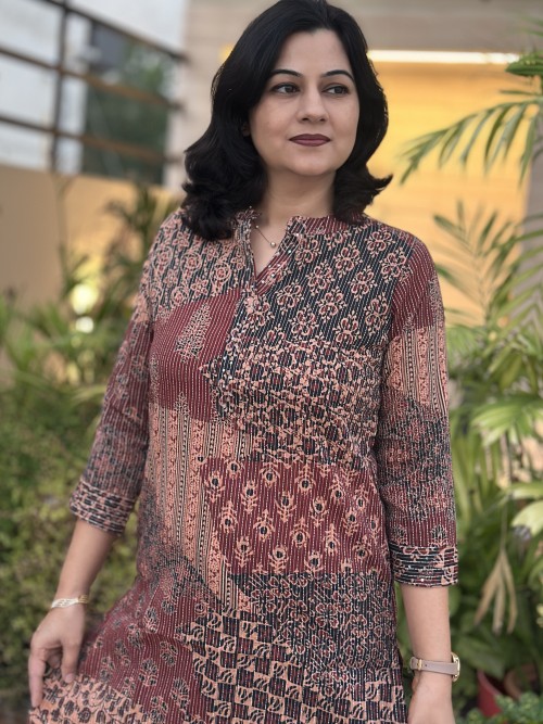 Pure Cotton Kurti in Straight Kantha Fabric Multi Print - Multi