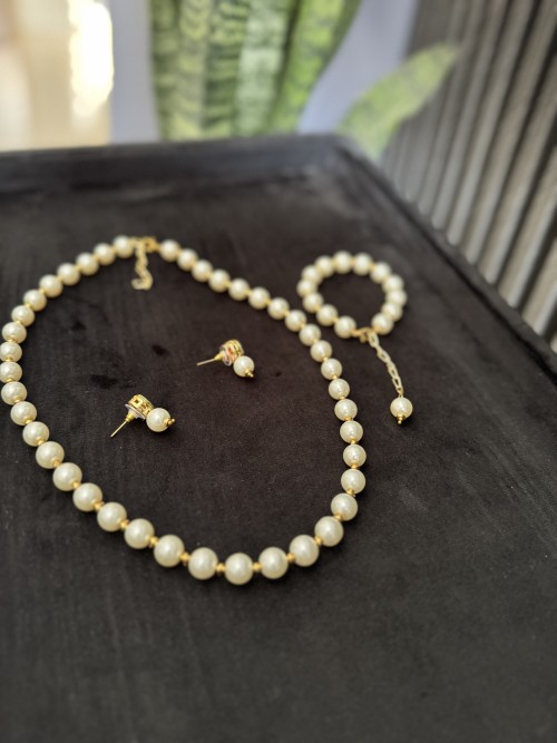 Anhad's White Shell Pearls - Necklace